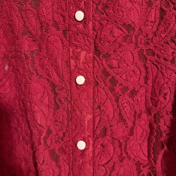 Elegant Red Lace Blouse - Picture 9 of 10